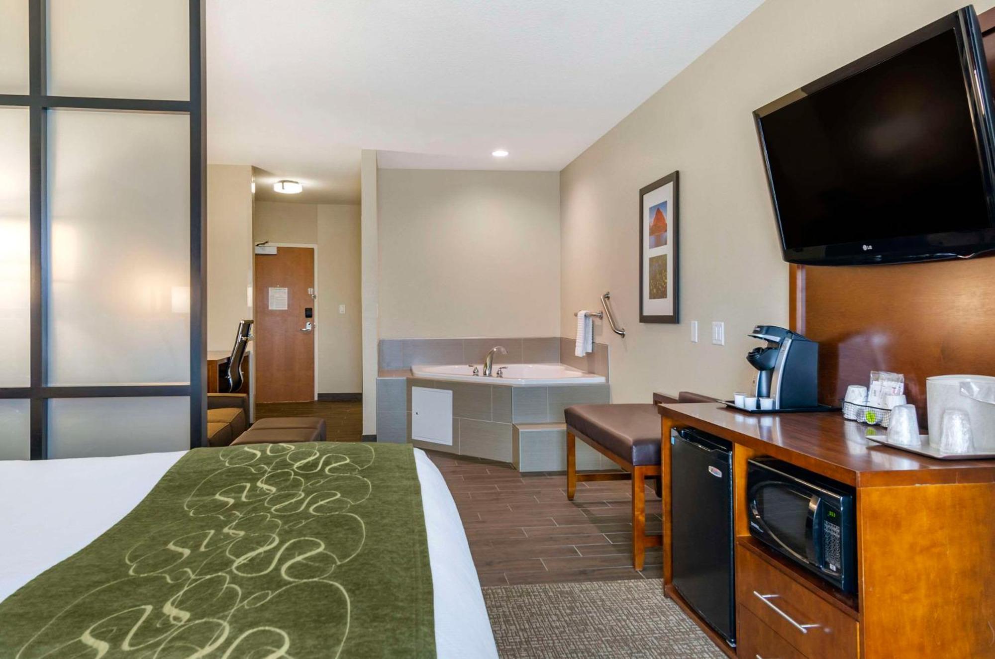 Comfort Suites Helena Airport Ngoại thất bức ảnh