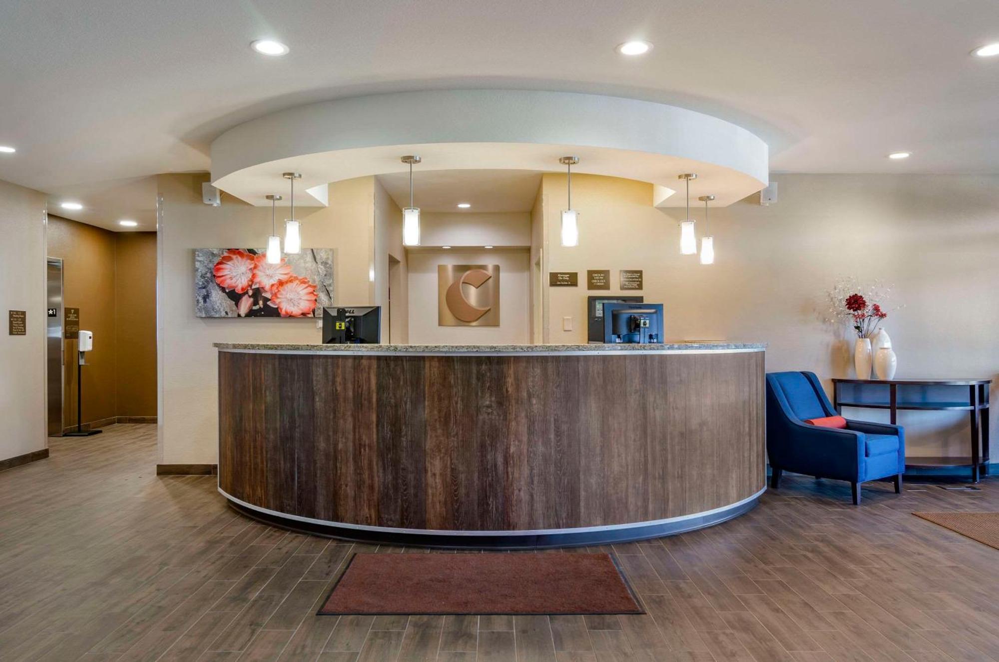 Comfort Suites Helena Airport Ngoại thất bức ảnh